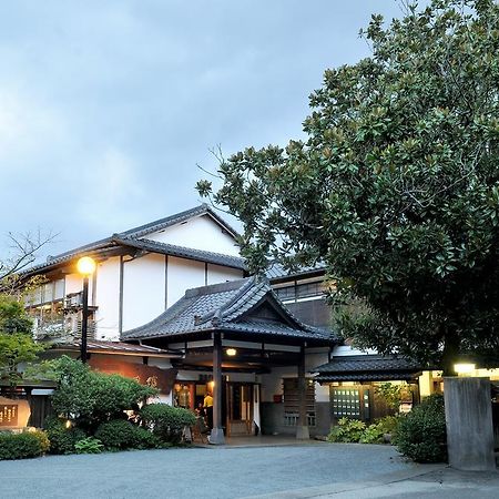 Hitoyoshi Ryokan Exteriér fotografie