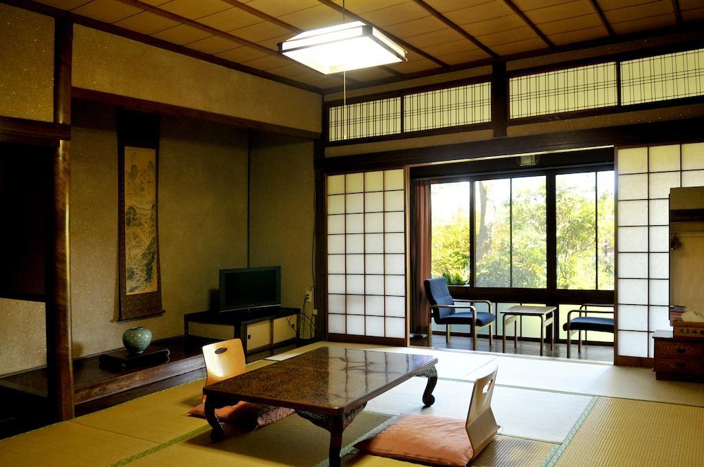 Hitoyoshi Ryokan Pokoj fotografie