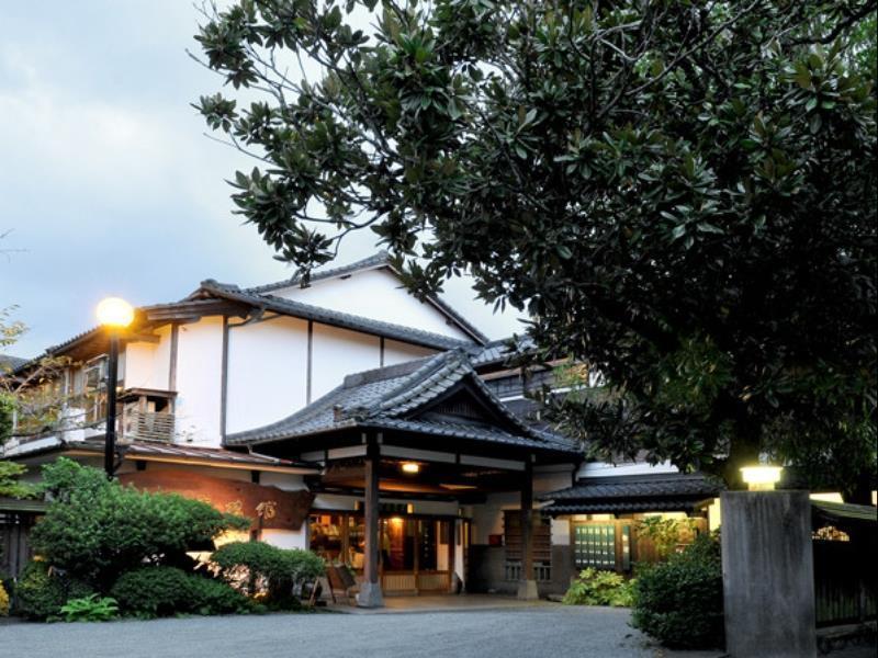 Hitoyoshi Ryokan Exteriér fotografie