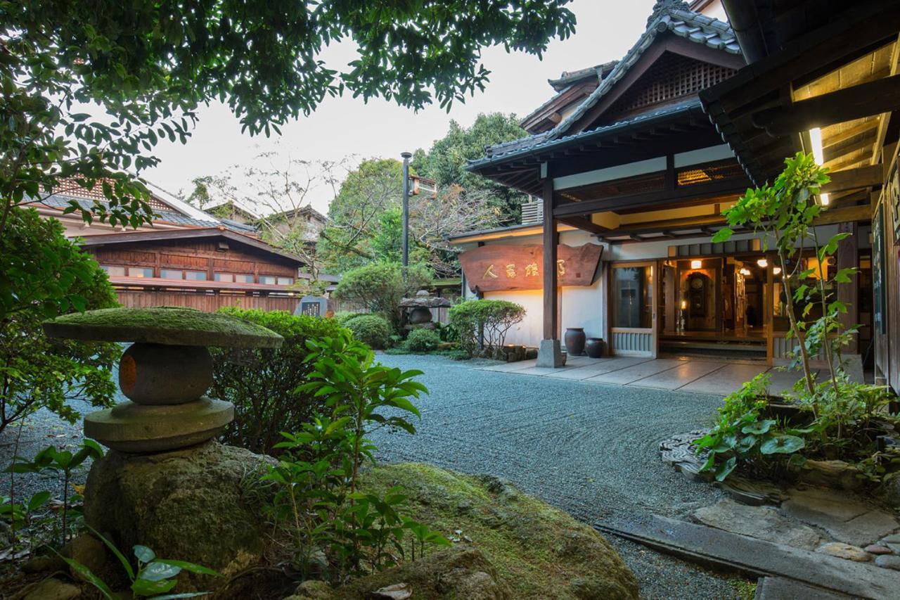 Hitoyoshi Ryokan Exteriér fotografie